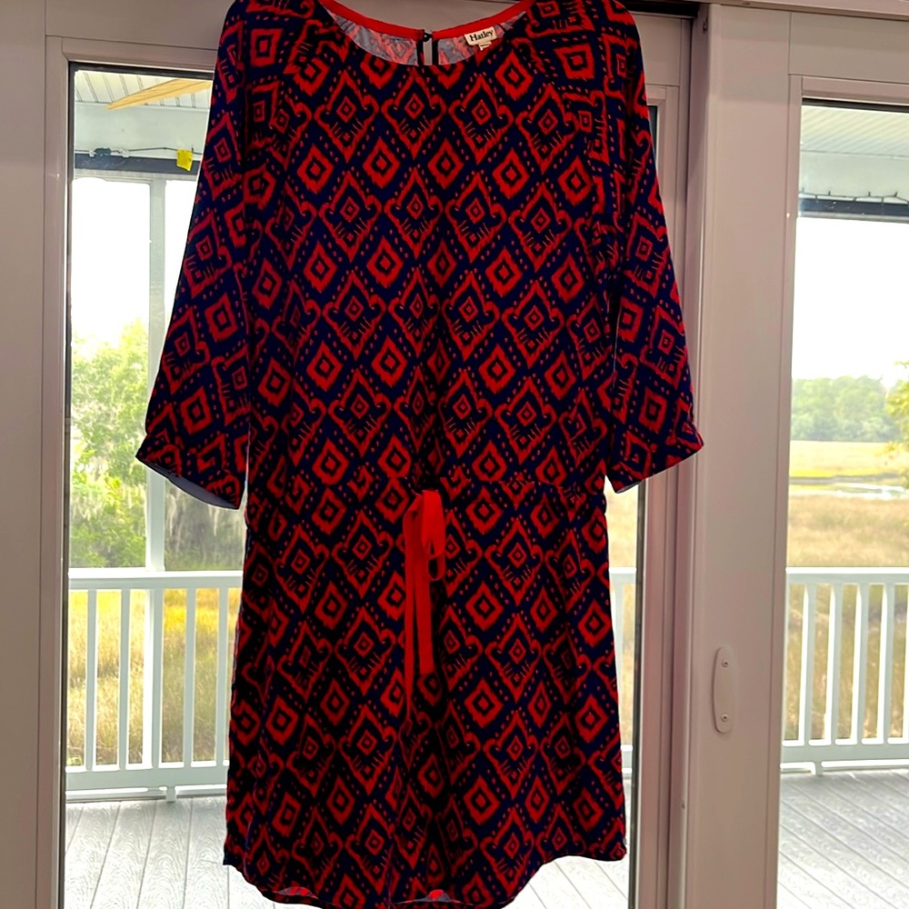 Hatley Ikat shirt dress with a belted waist. Size Medium, 3/4 sleeve